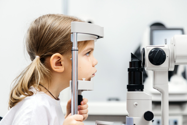 diagnostyka wad wzroku u dzieci i dorosłych